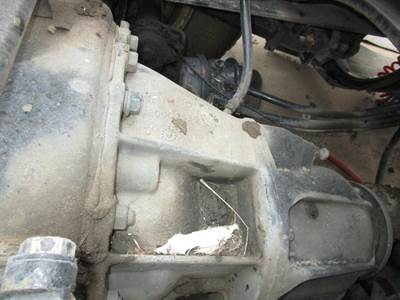 Rockwell MR2014P Rear Differential for a Peterbilt 579