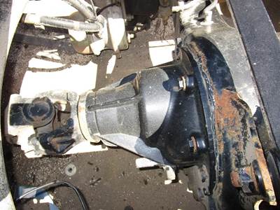Rockwell MR2014X Rear Differential for a Volvo VNL