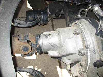 Rockwell MR2014X Rear Differential for a Volvo VNL