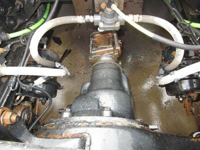 Rockwell MR2014X Rear Differential for a International Prostar