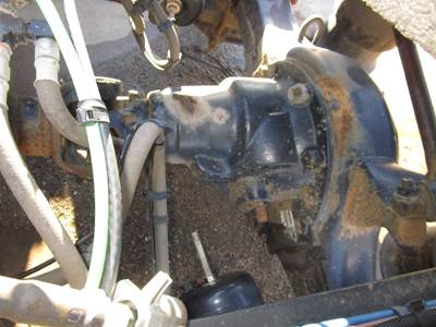Rockwell MR2014X Rear Differential for a Freightliner CASCADIA 125