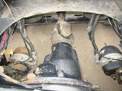 Rockwell MR2014X Rear Differential for a Mack CXU613