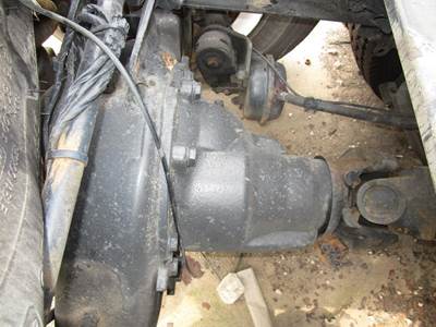 Rockwell MR2014X Rear Differential for a Volvo VNL