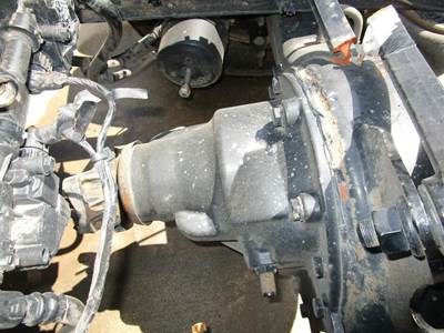 Rockwell MR2014X Rear Differential for a Volvo VNL