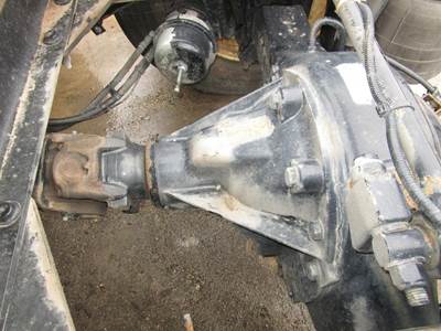 Rockwell MR2014X Rear Differential for a Peterbilt 579