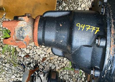 Rockwell MR2014X Rear Differential for a Mack CXU613