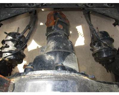 Rockwell MR2014X Rear Differential for a Peterbilt 579
