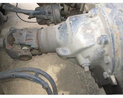Rockwell MR2014X Rear Differential for a Volvo VNL