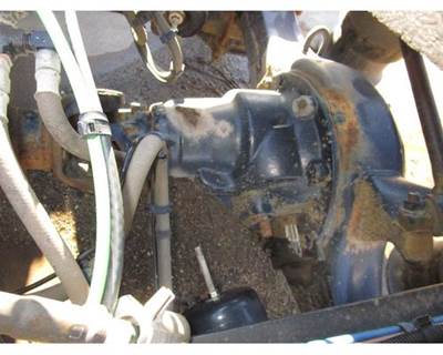 Rockwell MR2014X Rear Differential for a Freightliner CASCADIA 125