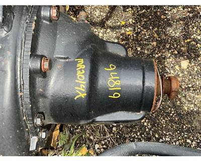 Rockwell MR2014X Rear Differential for a International Transtar 8600