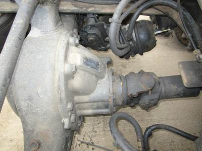 Rockwell RS20145 Rear Differential for a Freightliner CENTURY CLASS 112