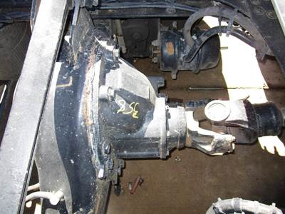 Rockwell RS20145 Rear Differential for a Volvo VNL
