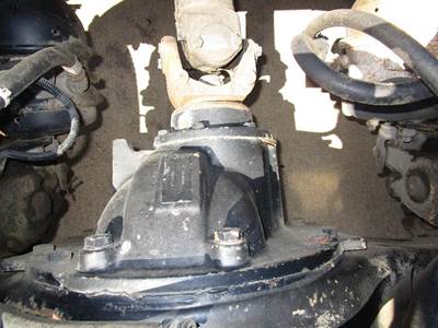 Rockwell RS20145 Rear Differential for a Freightliner FLD132T