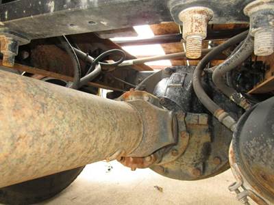 Rockwell RS20145 Rear Differential for a Freightliner CENTURY CLASS 12