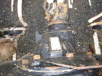 Rockwell RS20145 Rear Differential for a Mack CH613