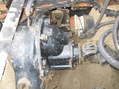 Rockwell RS20145 Rear Differential for a Volvo VNL