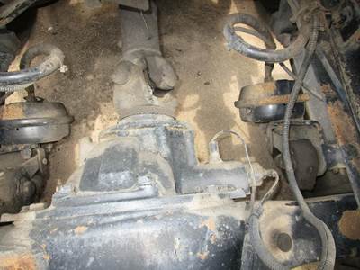 Rockwell RS20145 Rear Differential for a Freightliner COLUMBIA 120