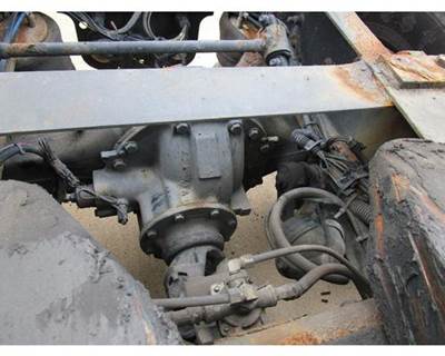 Rockwell RS20145 Rear Differential for a Freightliner COLUMBIA 120