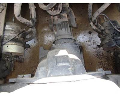 Rockwell RS20145 Rear Differential for a Volvo VNL
