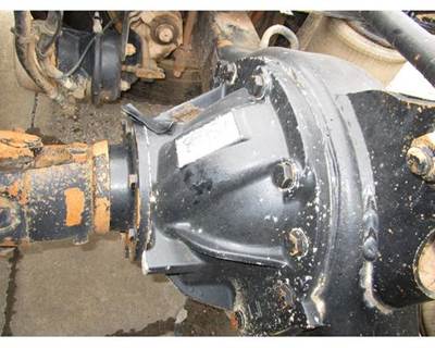 Rockwell RS20145 Rear Differential for a Mack CHU613