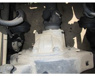 Rockwell RS20145 Rear Differential for a Freightliner COLUMBIA 120