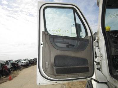 Freightliner Cascadia Left Front Door Assembly for a Freightliner CASCADIA 125