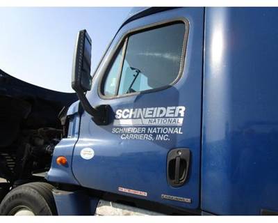 Freightliner Cascadia Left Front Door Assembly for a Freightliner CASCADIA 125