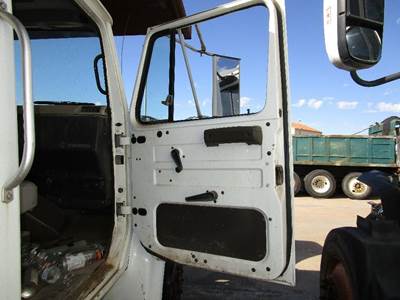 International 4700 Right Front Door Assembly