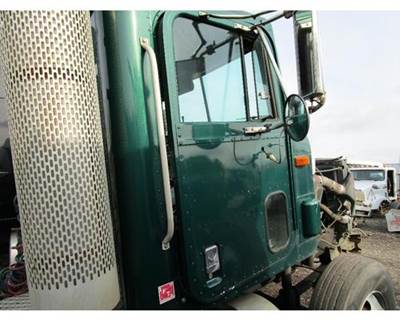 International 9100 Right Front Door Assembly for a International 9100I