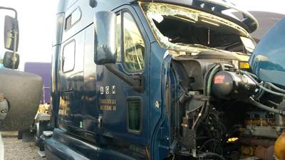 Kenworth T2000 Right Front Door Assembly