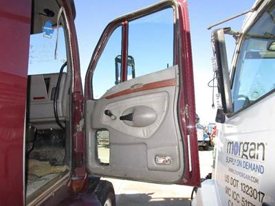 Kenworth T2000 Right Front Door Assembly