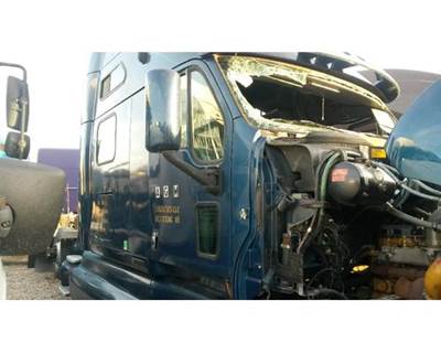 Kenworth T2000 Right Front Door Assembly