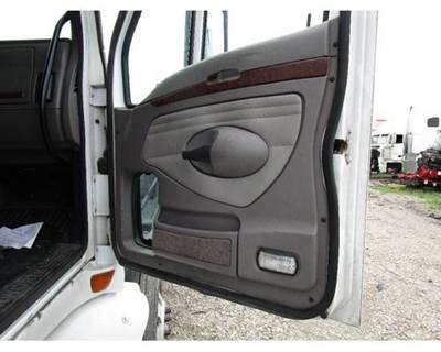 Kenworth T2000 Right Front Door Assembly