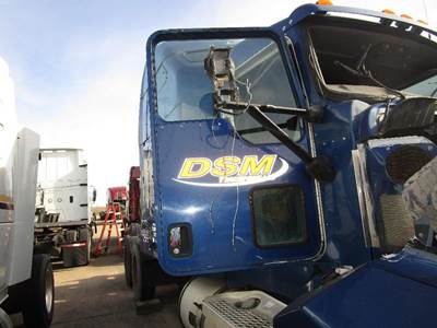 Kenworth T600 Right Front Door Assembly