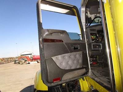 Kenworth T660 Left Front Door Assembly