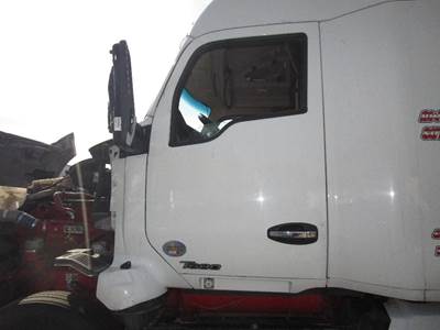 Kenworth T680 Left Front Door Assembly