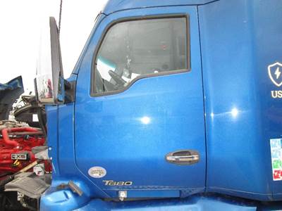 Kenworth T680 Left Front Door Assembly