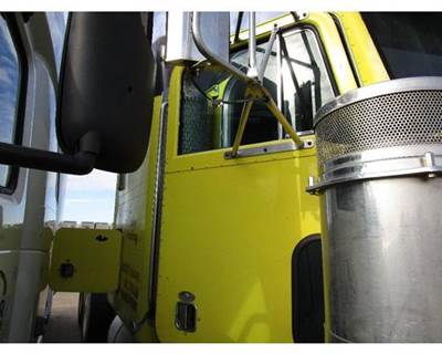 Peterbilt 378 Right Front Door Assembly