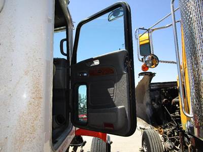 Peterbilt 386 Right Front Door Assembly