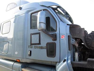 Peterbilt 387 Right Front Door Assembly