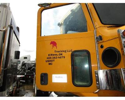 Peterbilt 388 Right Front Door Assembly