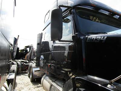 Volvo VNL Right Front Door Assembly