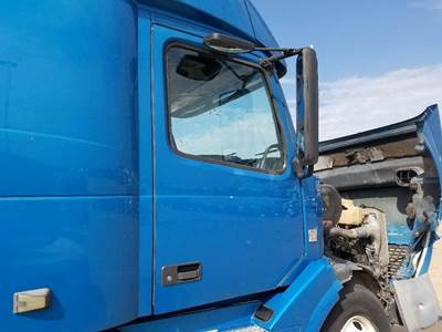 Volvo VNL Right Front Door Assembly