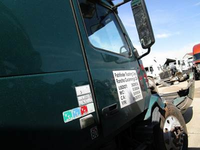 Volvo VNL Right Front Door Assembly