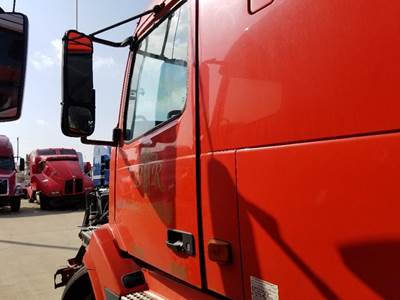 Volvo VNL Left Front Door Assembly