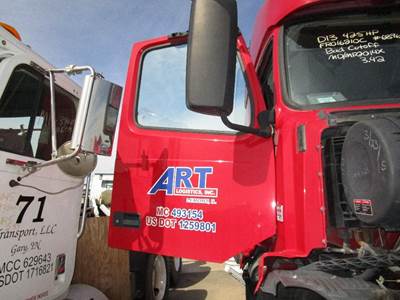 Volvo VNL Right Front Door Assembly