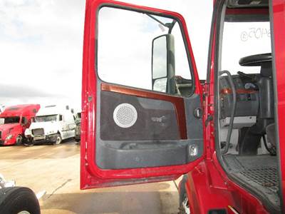 Volvo VNL Left Front Door Assembly