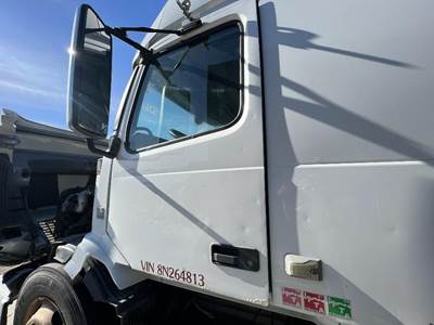 Volvo VNL Left Front Door Assembly