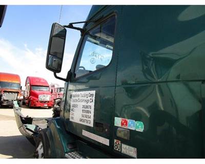 Volvo VNL Front Door Assembly