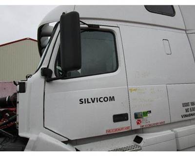 Volvo VNL Left Front Door Assembly